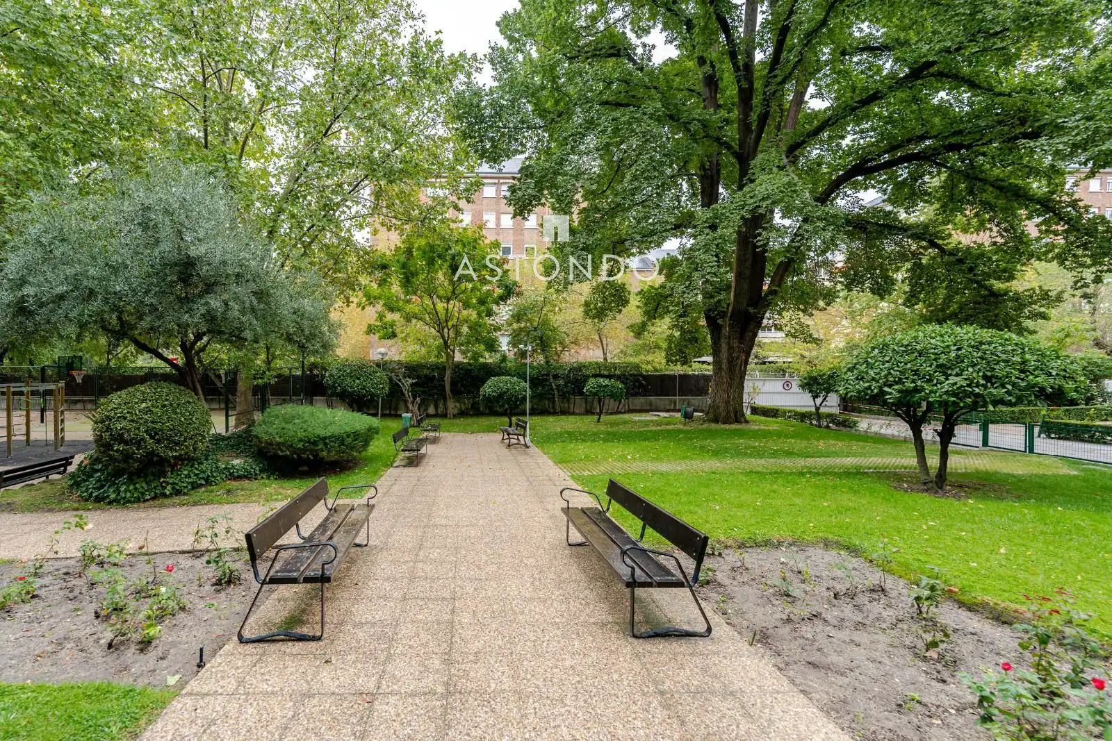 Garden of Flat for sale in Hortaleza