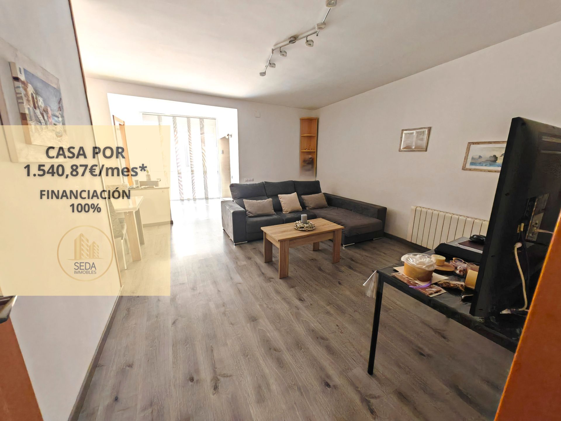 Living room of House or chalet for sale in Terrassa  with Air Conditioner, Heating and Parquet flooring