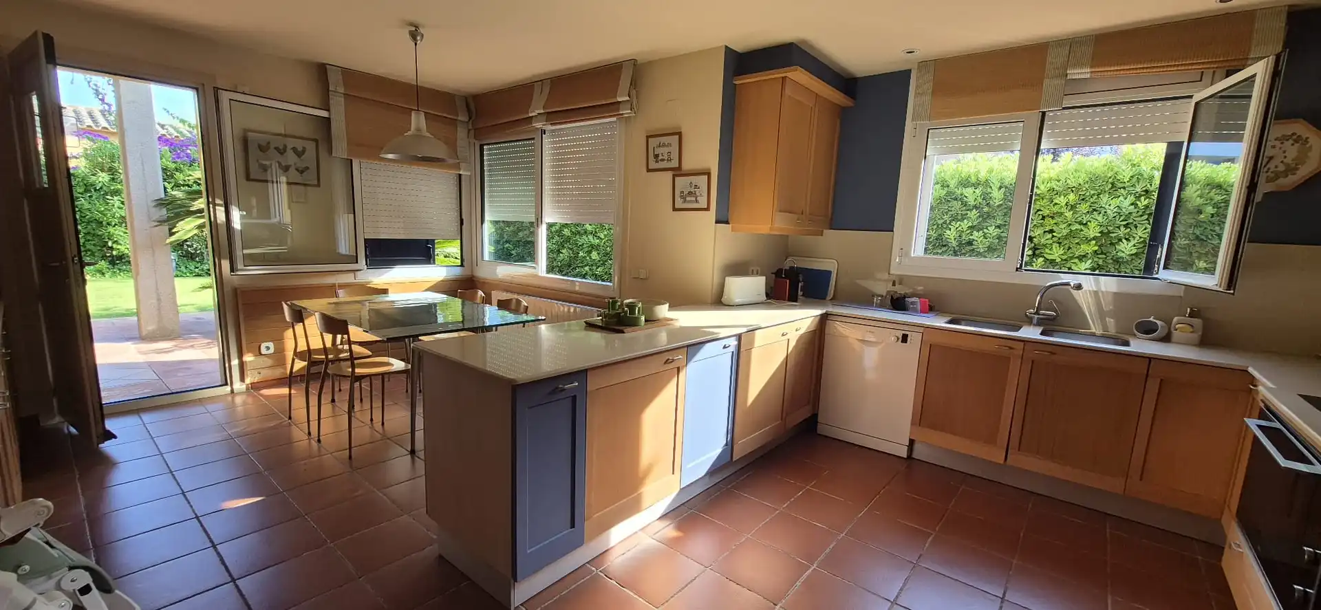 Cuina de Casa o xalet en venda en Palafrugell amb Calefacció, Jardí privat i Terrassa