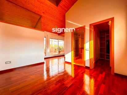 Bedroom of Duplex for sale in Terrassa  with Air Conditioner, Heating and Parquet flooring