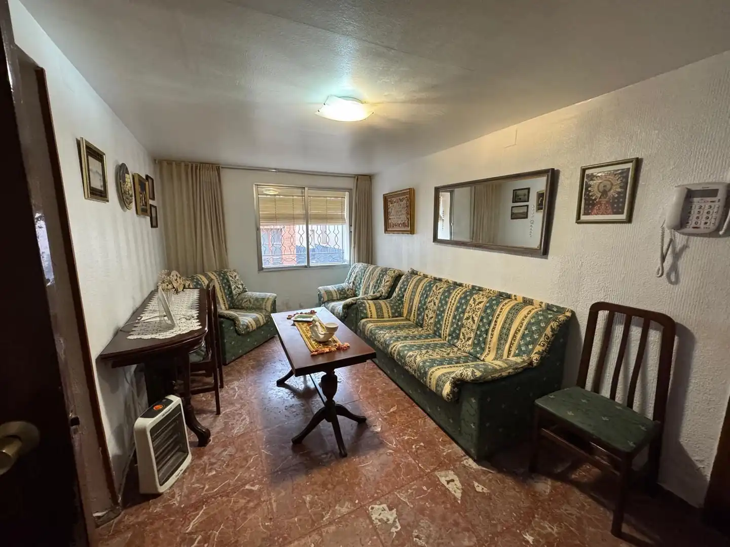 Sala de estar de Finca rústica en venta en Brea de Aragón con Terraza