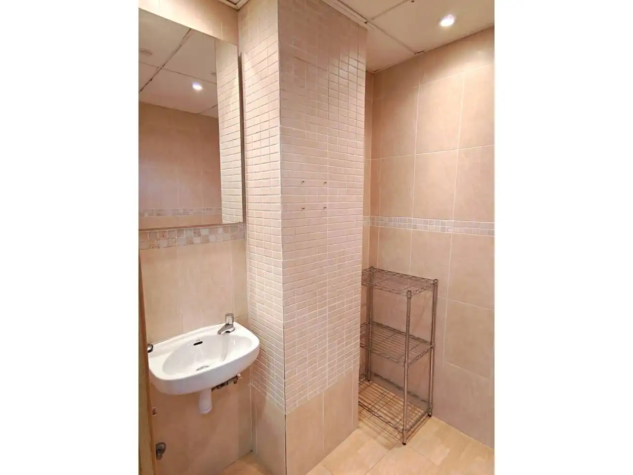 Badezimmer von Geschaftsraum zur Miete in Valencia