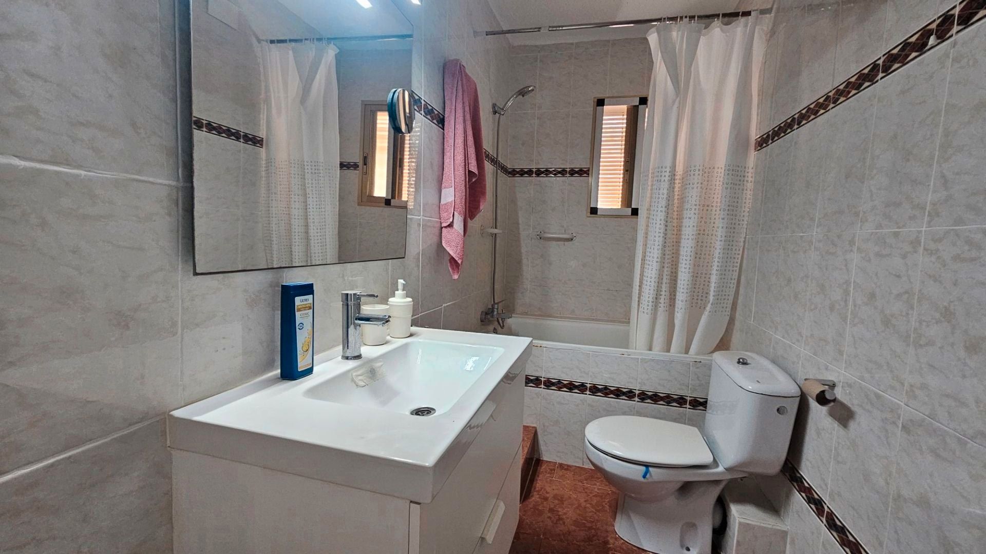 Baño de Piso en venta en Alfafar con Balcón