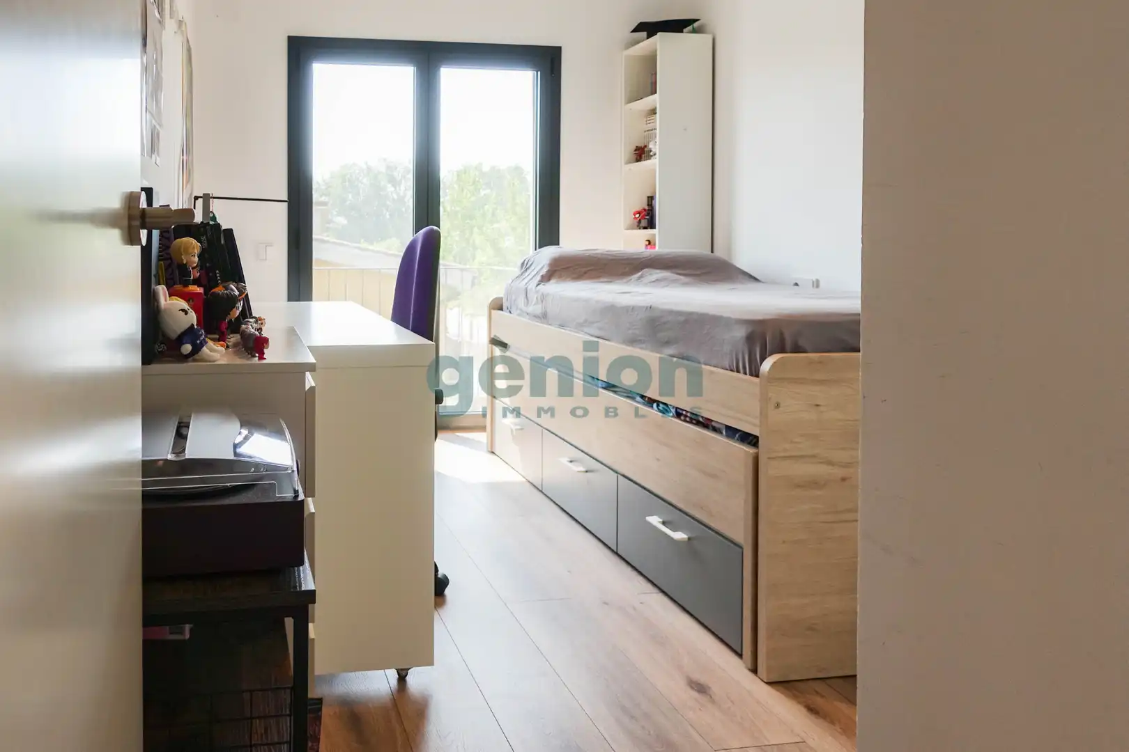 Dormitori de Casa o xalet en venda en Vilablareix amb Calefacció, Jardí privat i Parquet