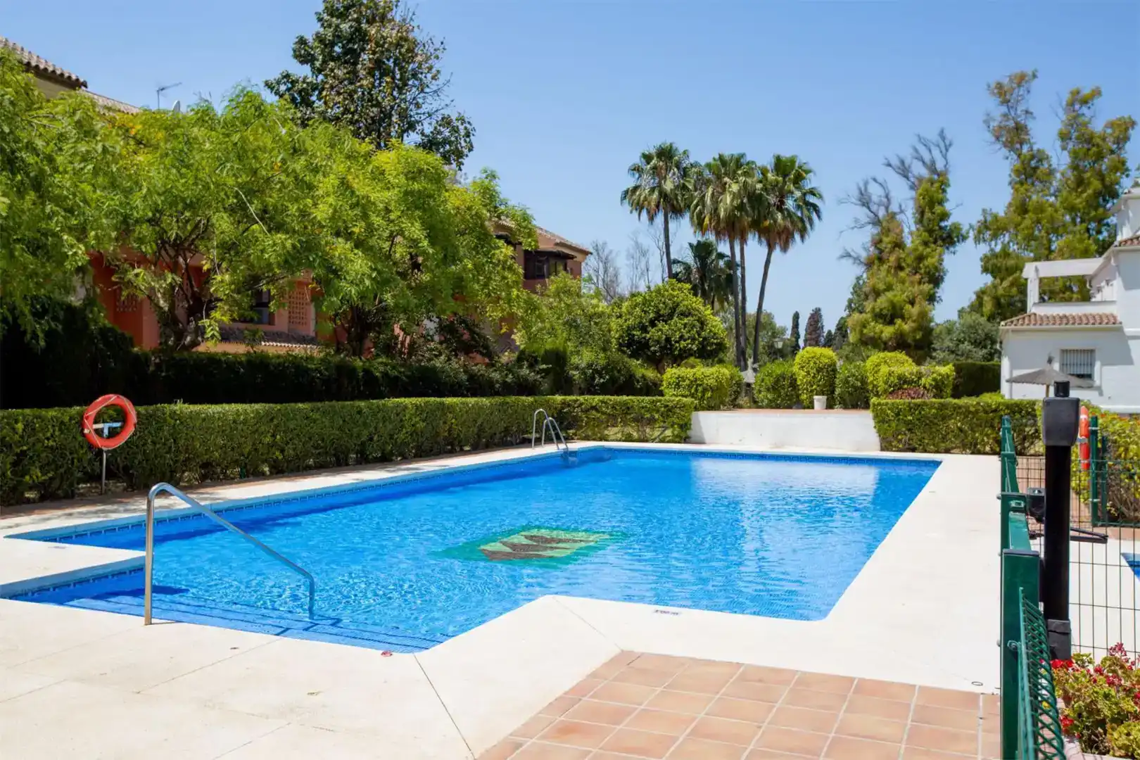 Piscina de Apartament de lloguer en Marbella amb Aire condicionat, Piscina i Balcó