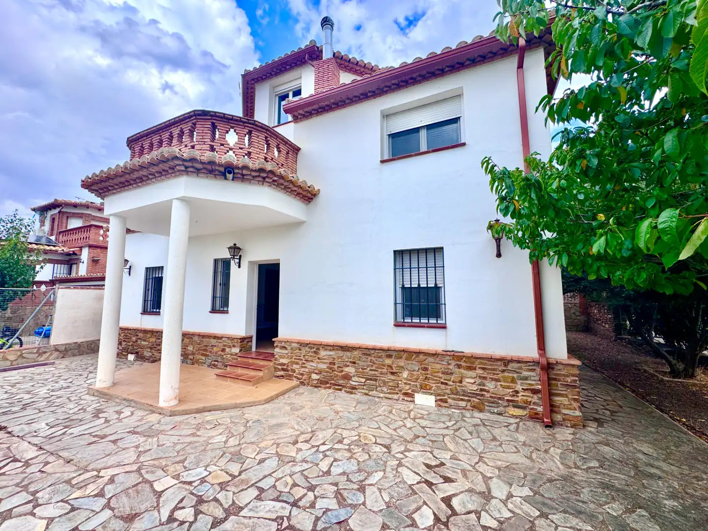 Villa con terrazza in vendita a Avenida de Granada
