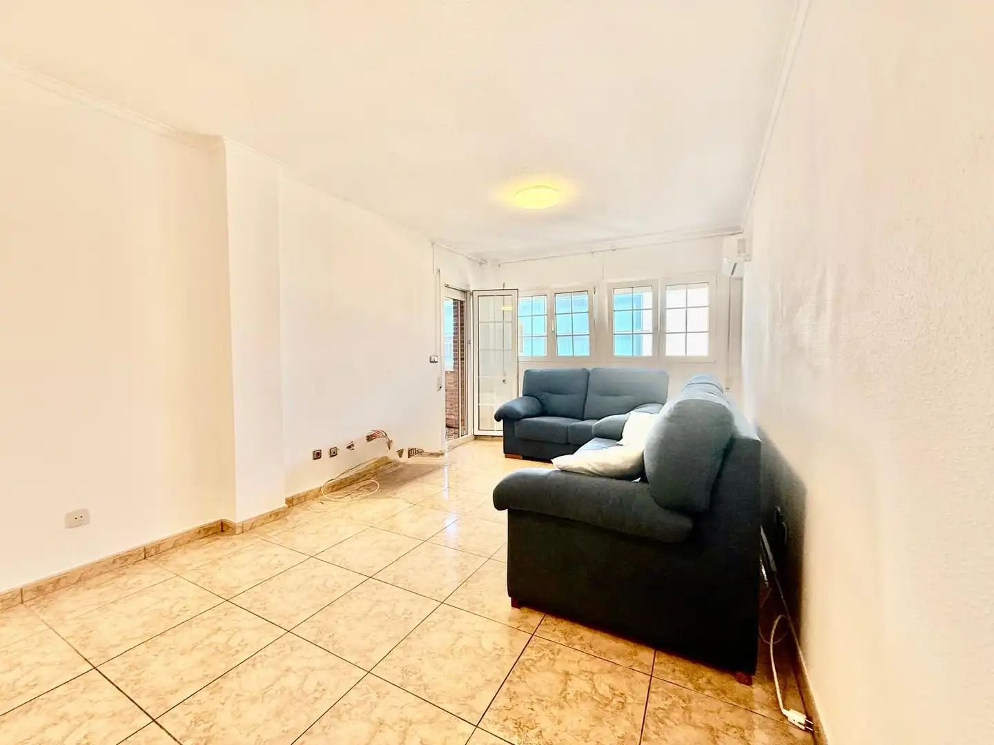 Flat with terrace for sale in Calle Miguel Hernández 16, imagen 4