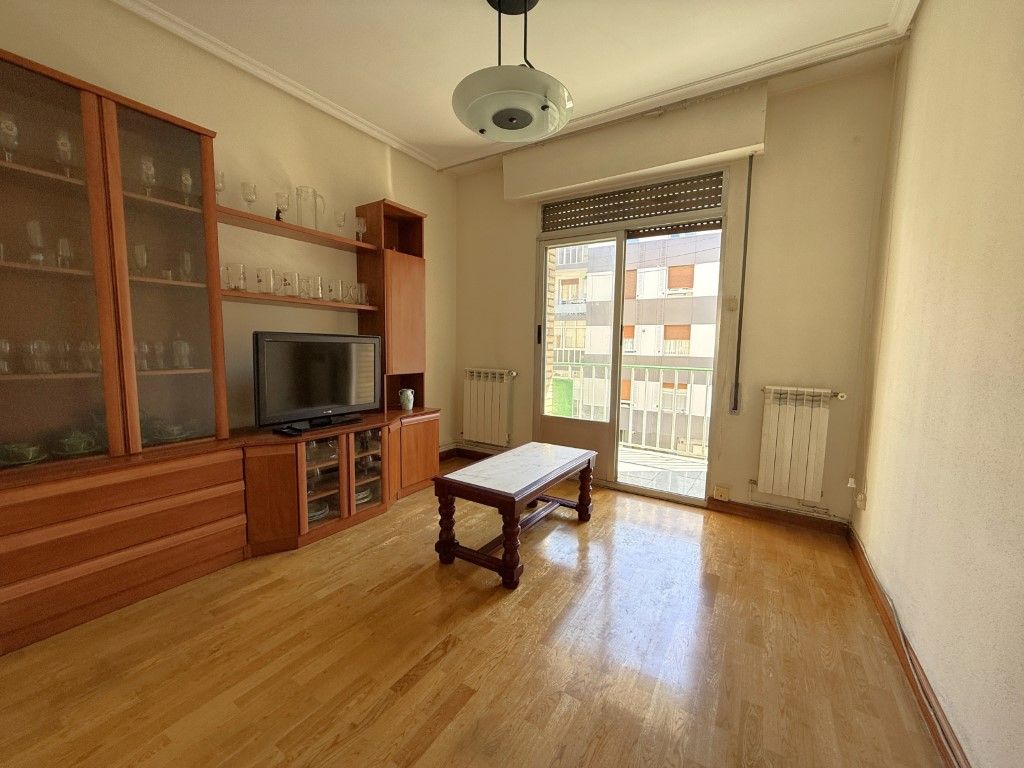 Sala d'estar de Pis en venda en Vitoria - Gasteiz