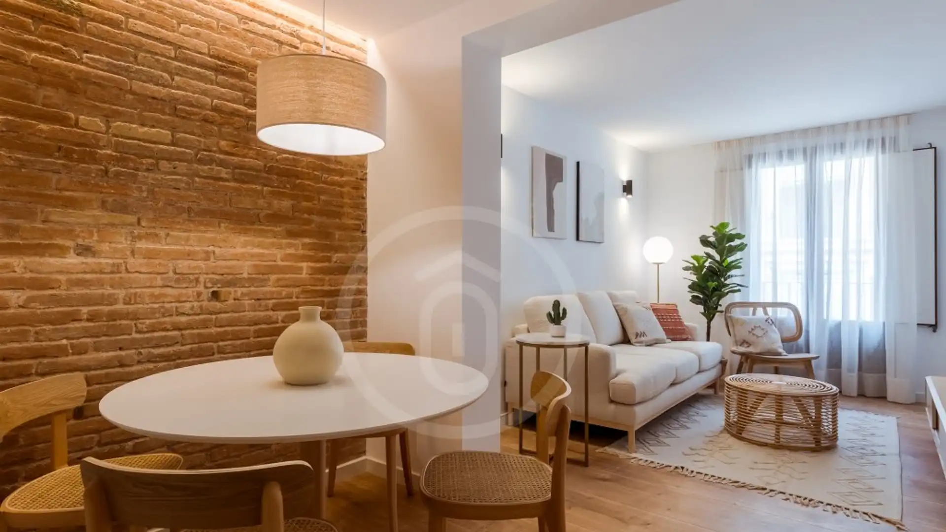 Living room of Flat for rent in  Barcelona Capital  with Air Conditioner, Heating and Furnished