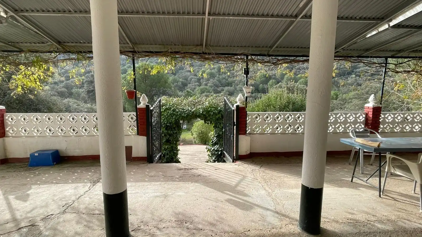 Haus oder Chalet zum Verkauf in Villaharta mit Schwimmbad