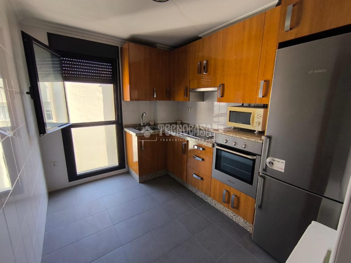 Kitchen of Flat for sale in  Cádiz Capital