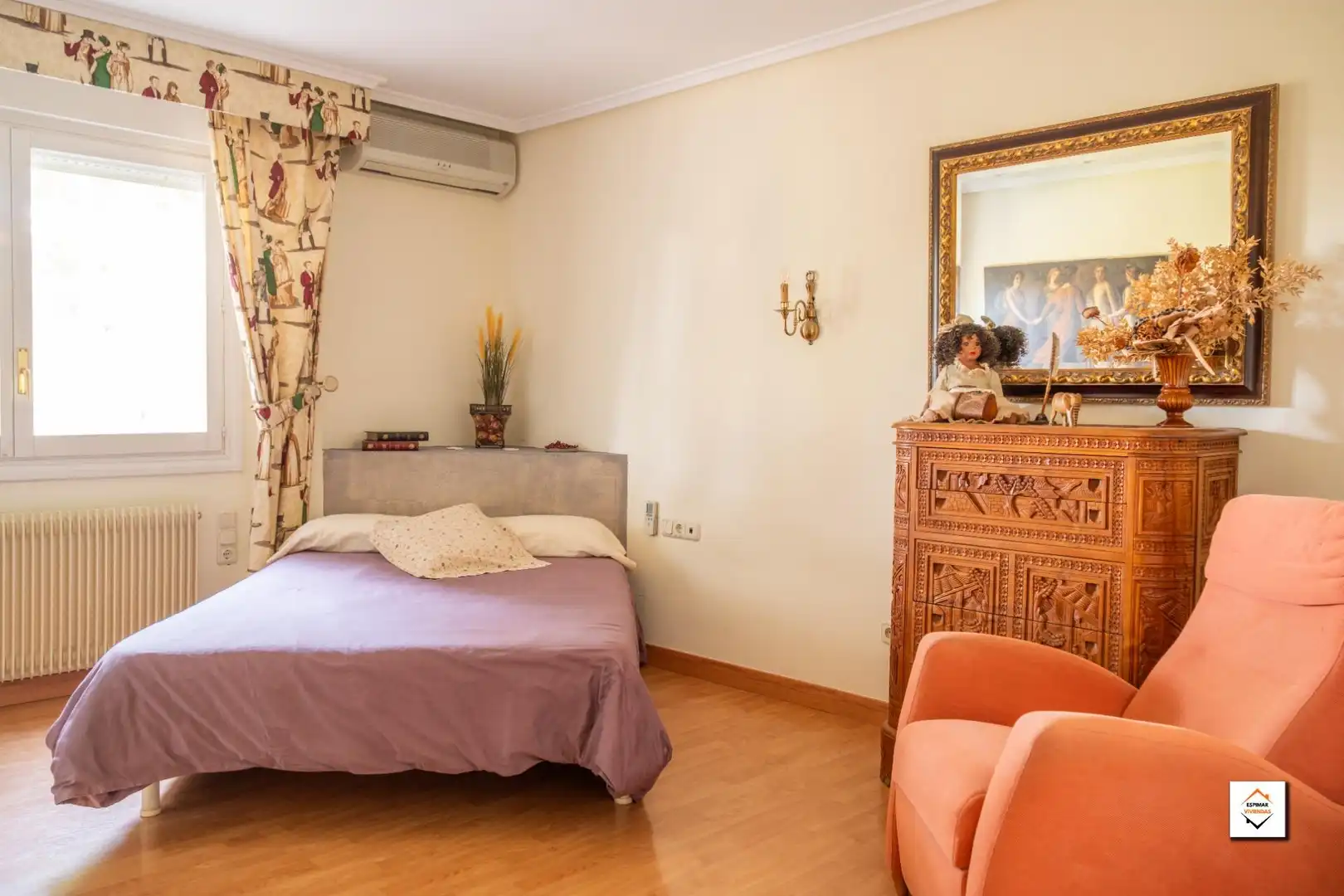 Bedroom of Houses for sale in Zaragoza  with Air Conditioner, Heating and Private garden