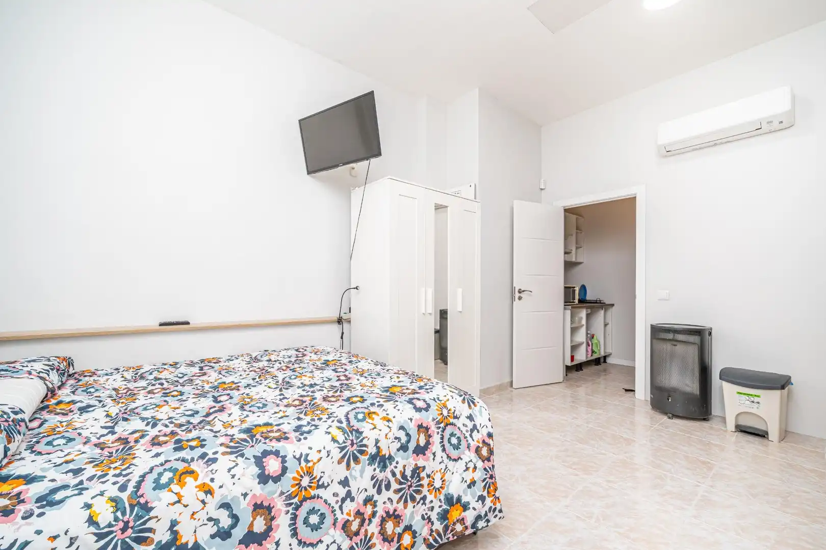 Schlafzimmer von Geschaftsraum zum Verkauf in  Palma de Mallorca mit Klimaanlage
