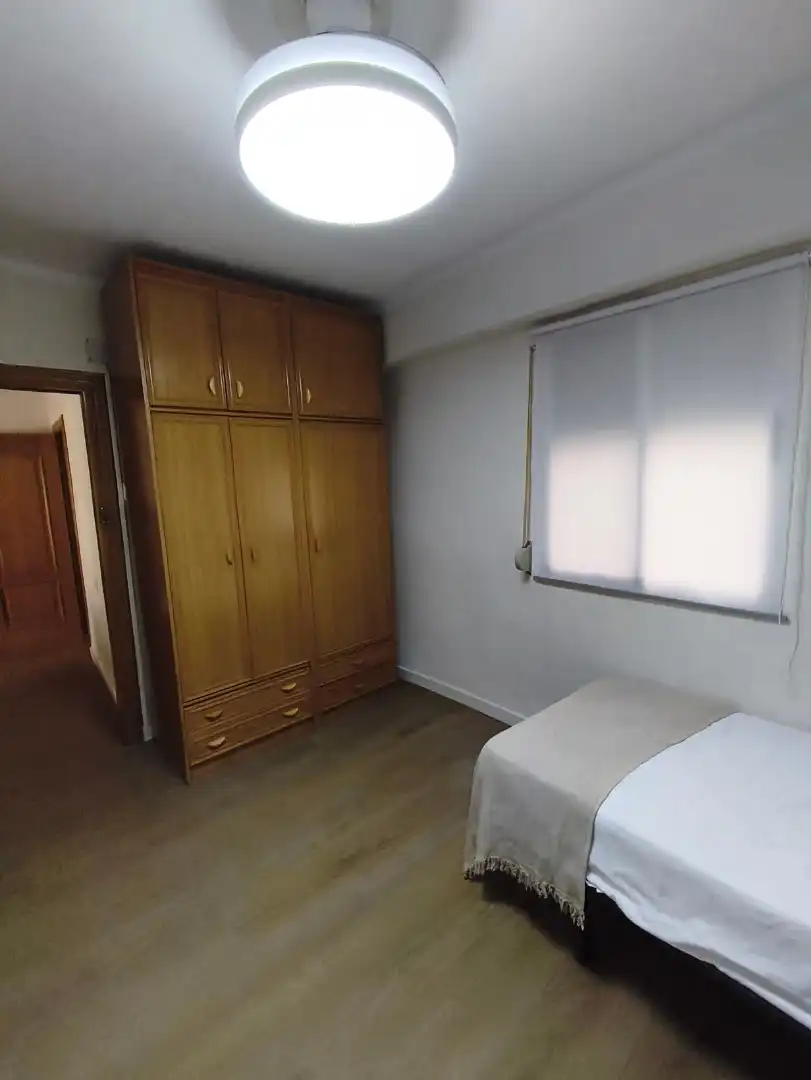 Bedroom of Flat for rent in Valencia  with Air Conditioner, Heating and Terrace