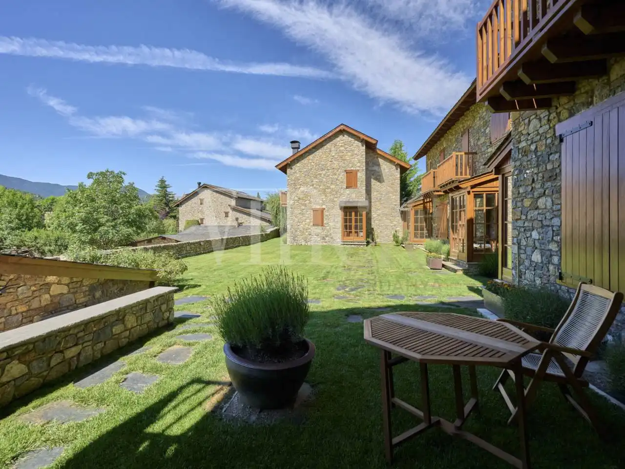 Jardín de Casa adosada en venta en Urús con Parquet y Terraza