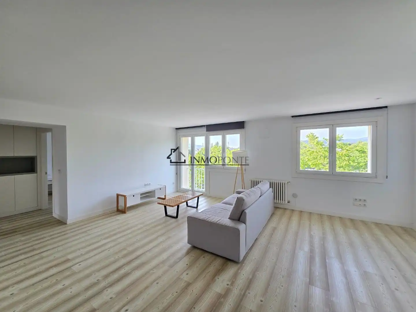 Sala de estar de Piso en venta en Pontevedra Capital  con Calefacción, Horno y Lavadora