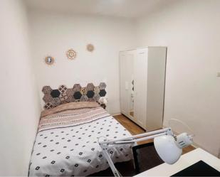 Casa o xalet per a compartir a Ensanche - Parque del Oeste