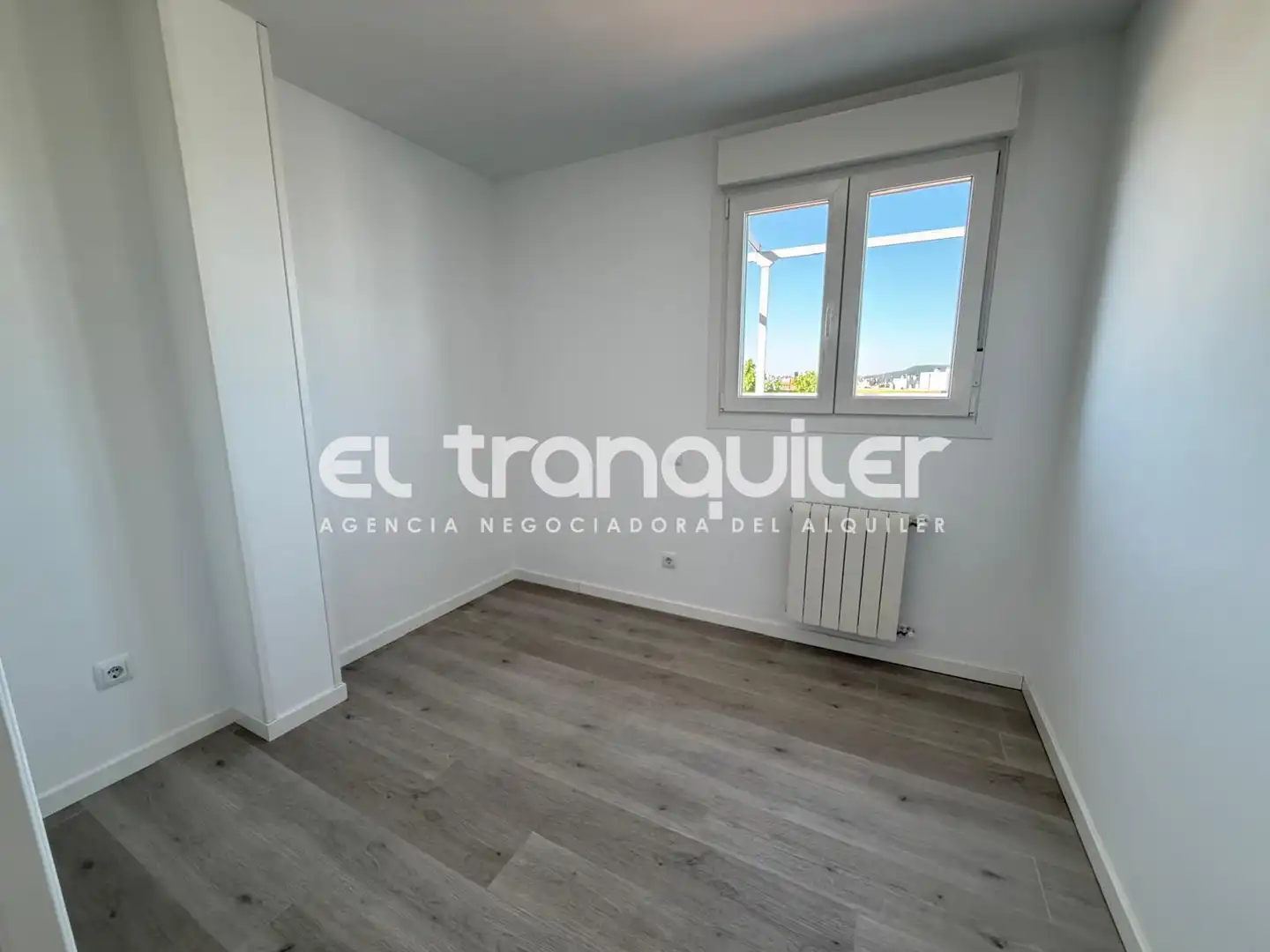 Dachboden zur Miete in Calle Jose Martinez Ruiz Azorin, Espartales