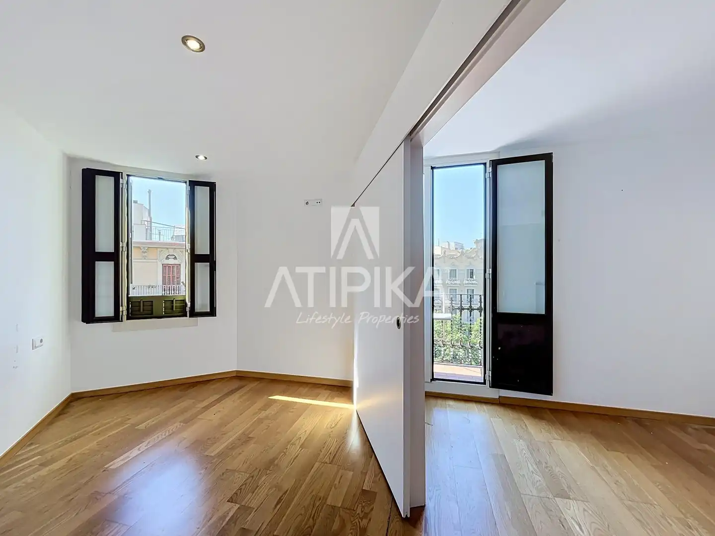Appartamento con terrazza in vendita a Eixample, imagen 4