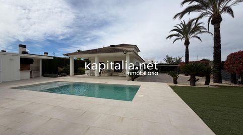 Foto 2 de Casa o chalet en venta en El Pilar, Ontinyent