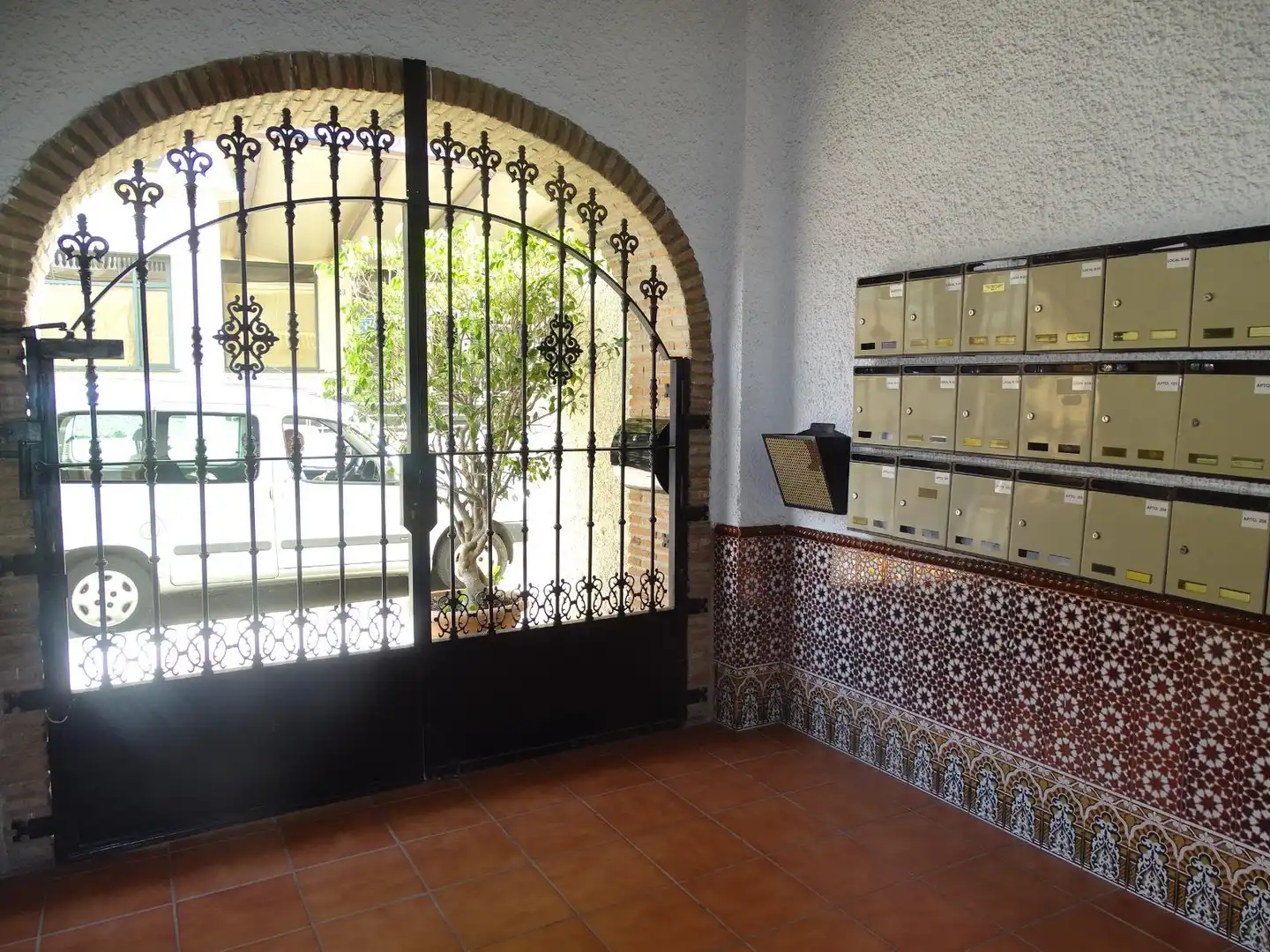 Vivienda con piscina en venta en La Carihuela - Los Nidos, imagen 13