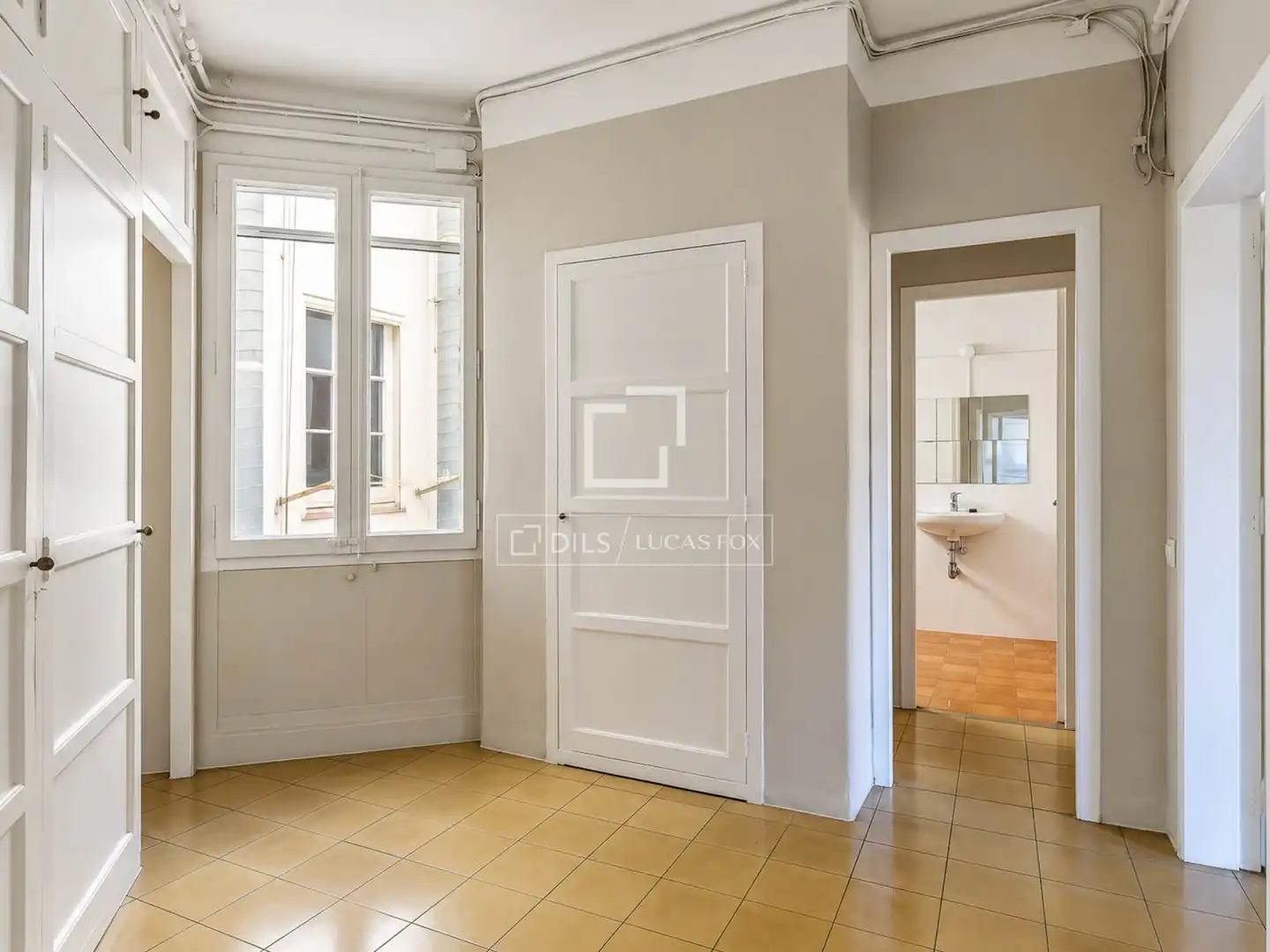 Bedroom of Flat for sale in Eixample