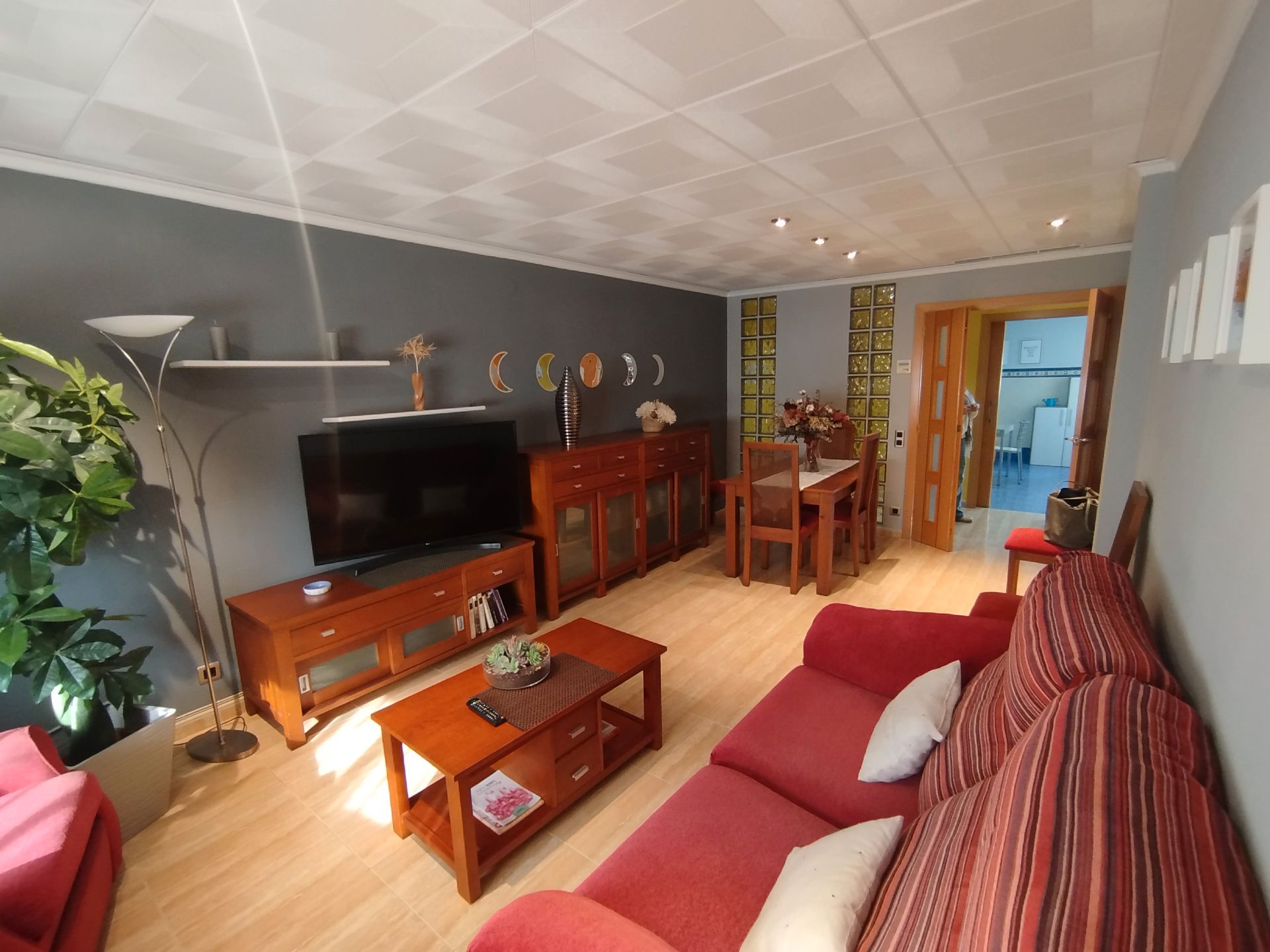 Sala d'estar de Pis de lloguer en Castellón de la Plana / Castelló de la Plana amb Aire condicionat, Calefacció i Moblat