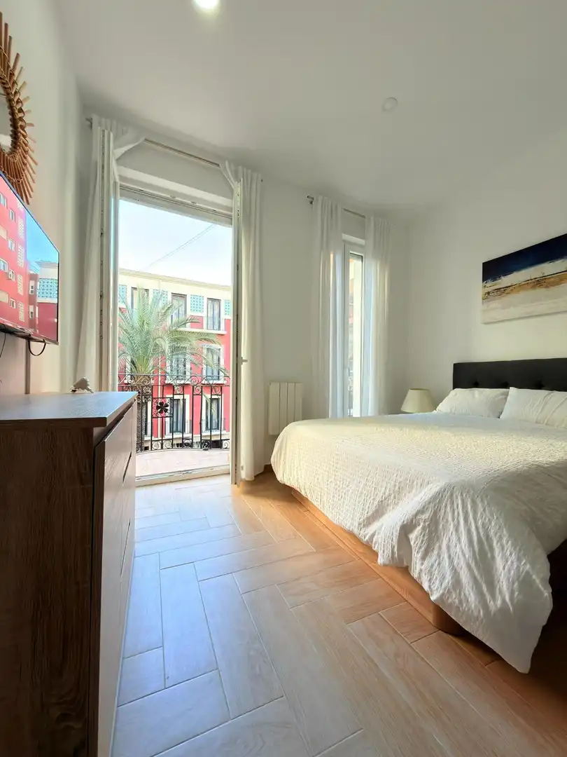 Flat with terrace for sale in Calle de San Vicente, imagen 10