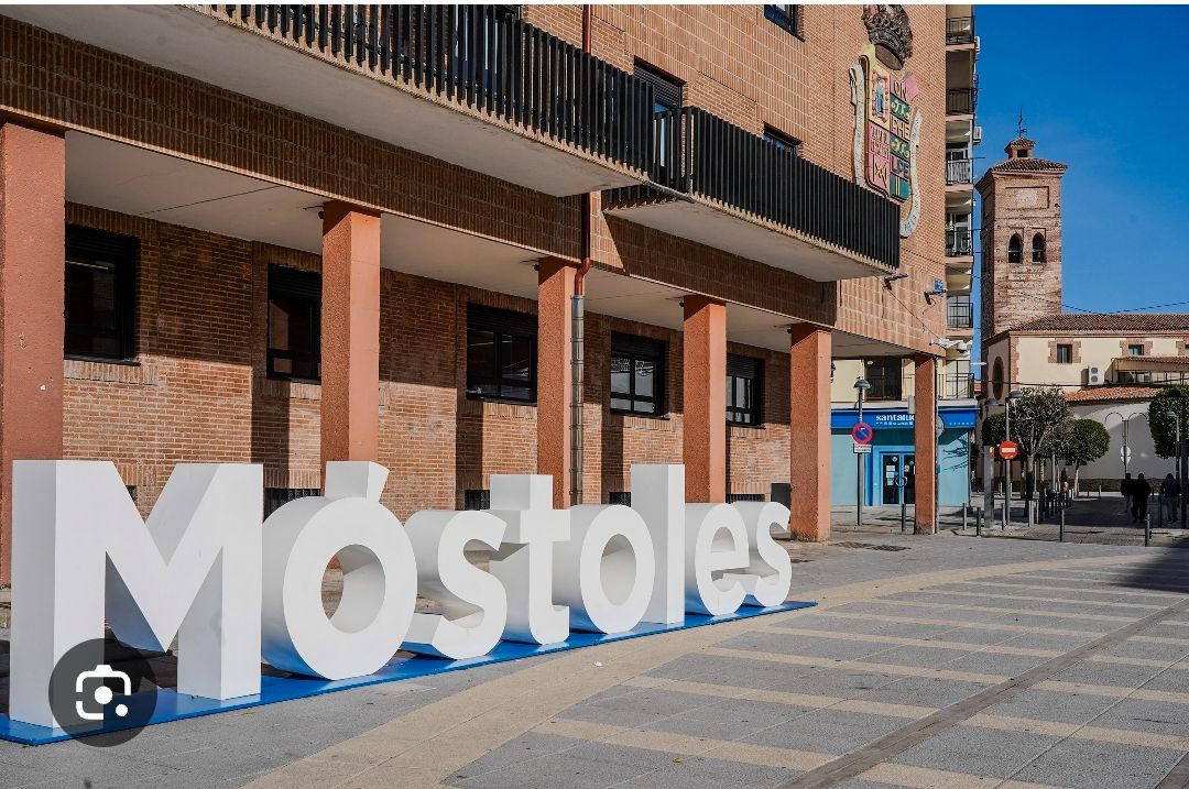 Exterior view of Flat for sale in Móstoles  with Air Conditioner, Heating and Private garden