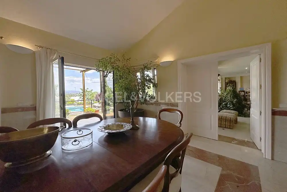 Comedor de Finca rústica en venta en Ciudalcampo con Aire acondicionado, Calefacción y Jardín privado