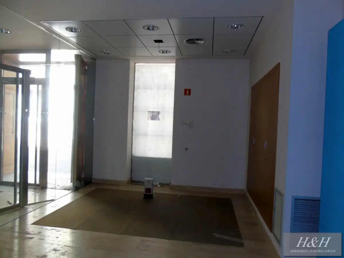 Oficina de lloguer en Burjassot amb Aire condicionat, Calefacció i Traster