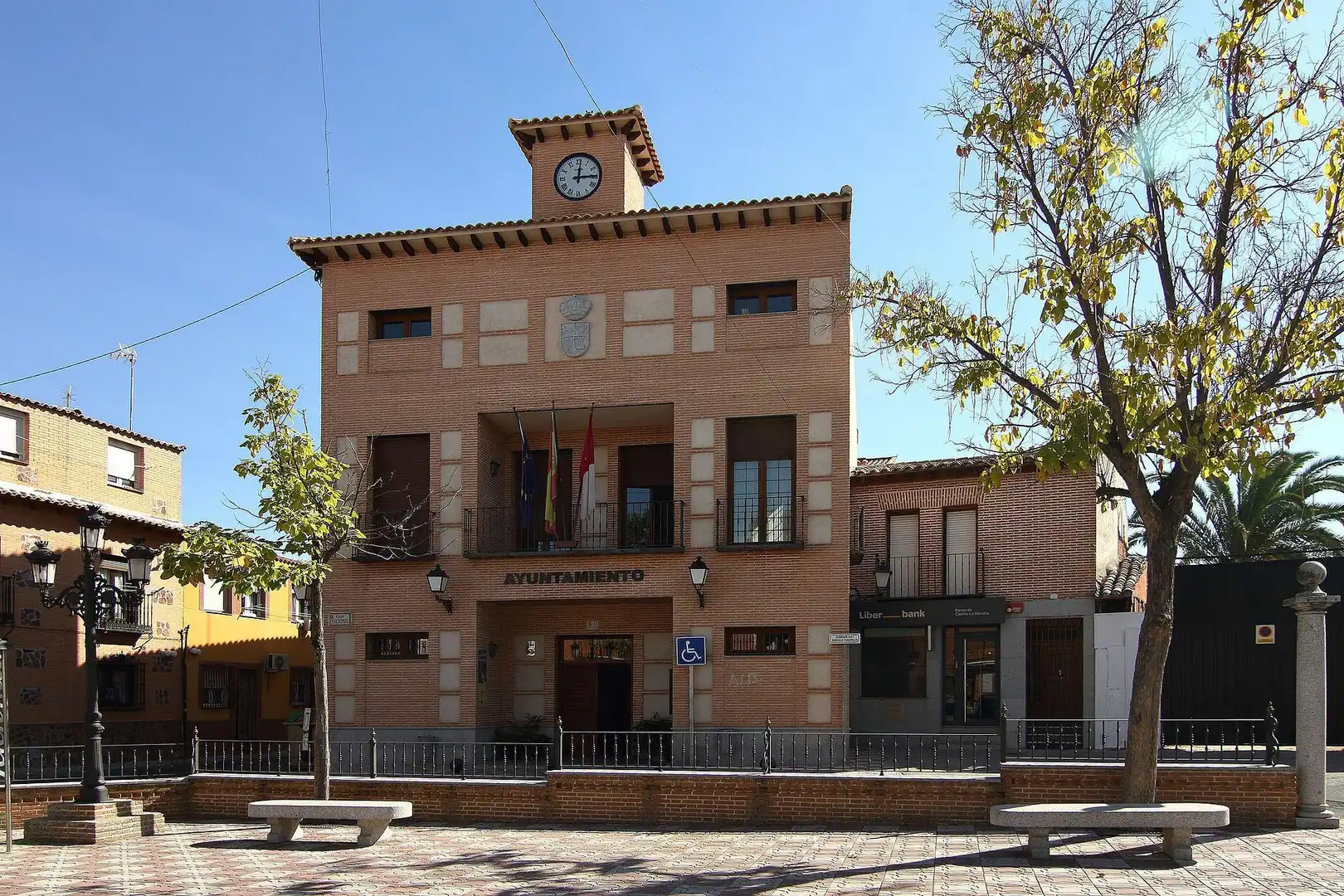 Villa mit Garten zum Verkauf in Calle Fernández López 38, imagen 2