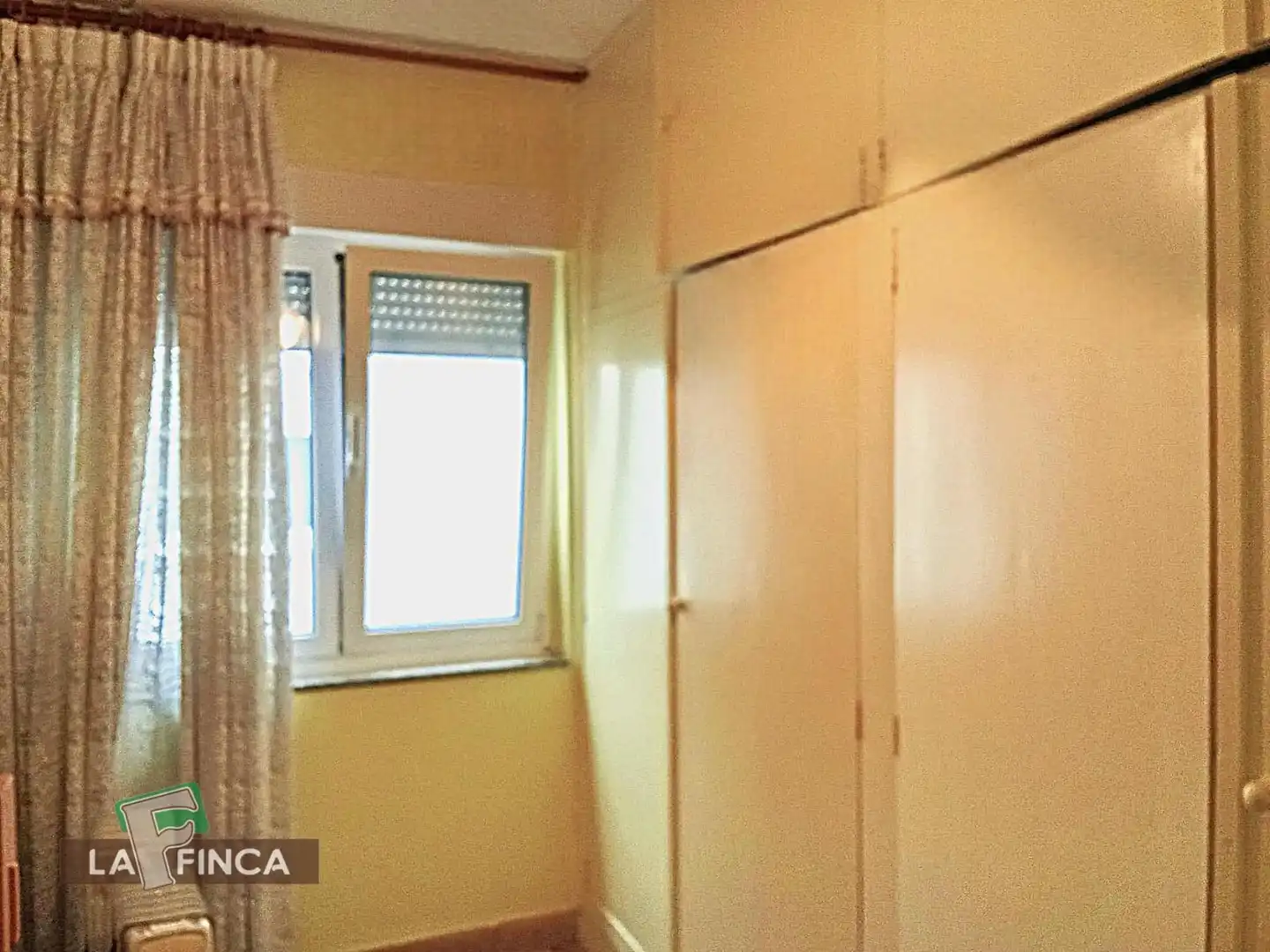 Bedroom of Flat for sale in Avilés  with Heating and Furnished