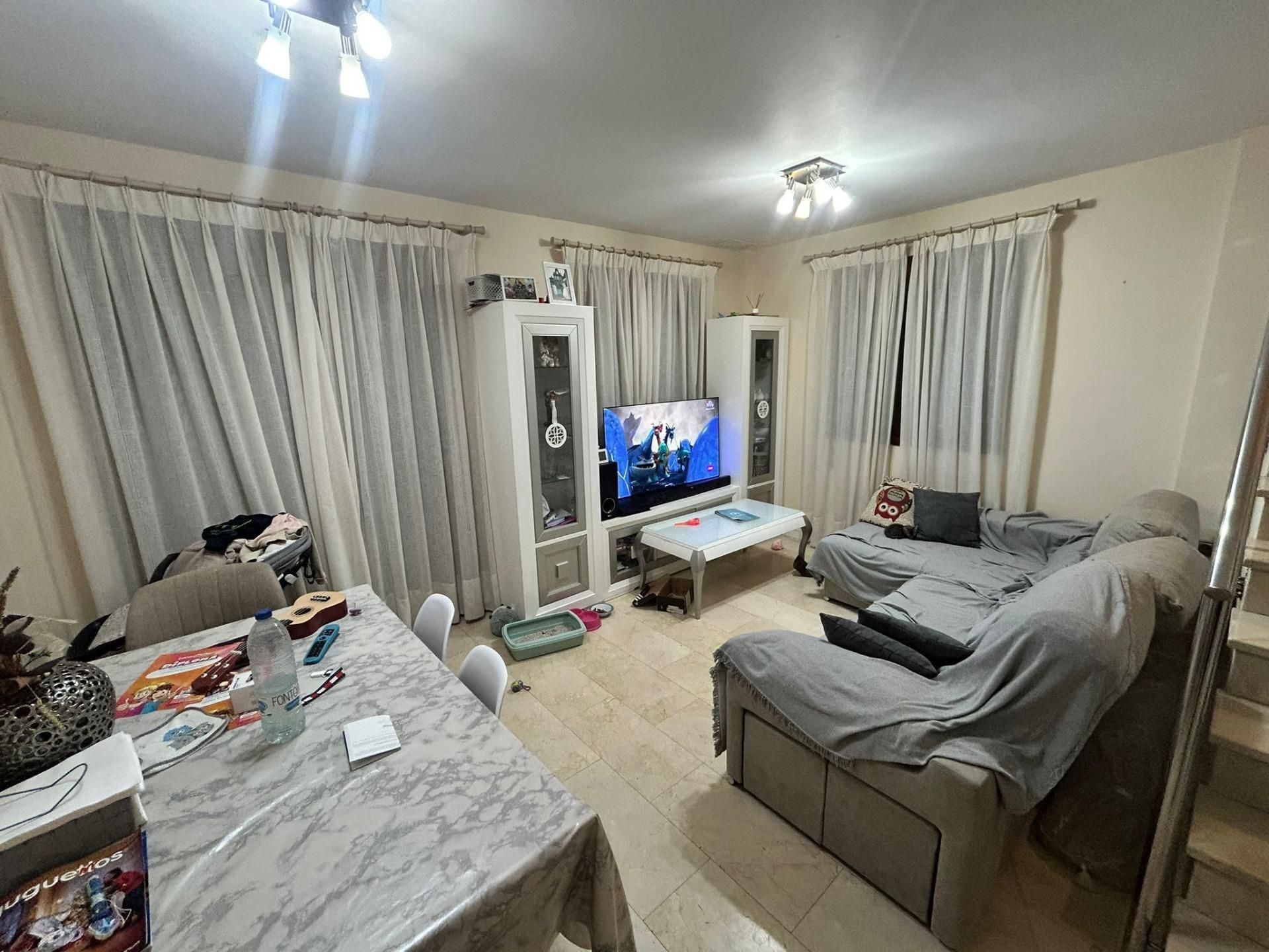Living room of Single-family semi-detached for sale in Chiclana de la Frontera  with Air Conditioner, Private garden and Storage room