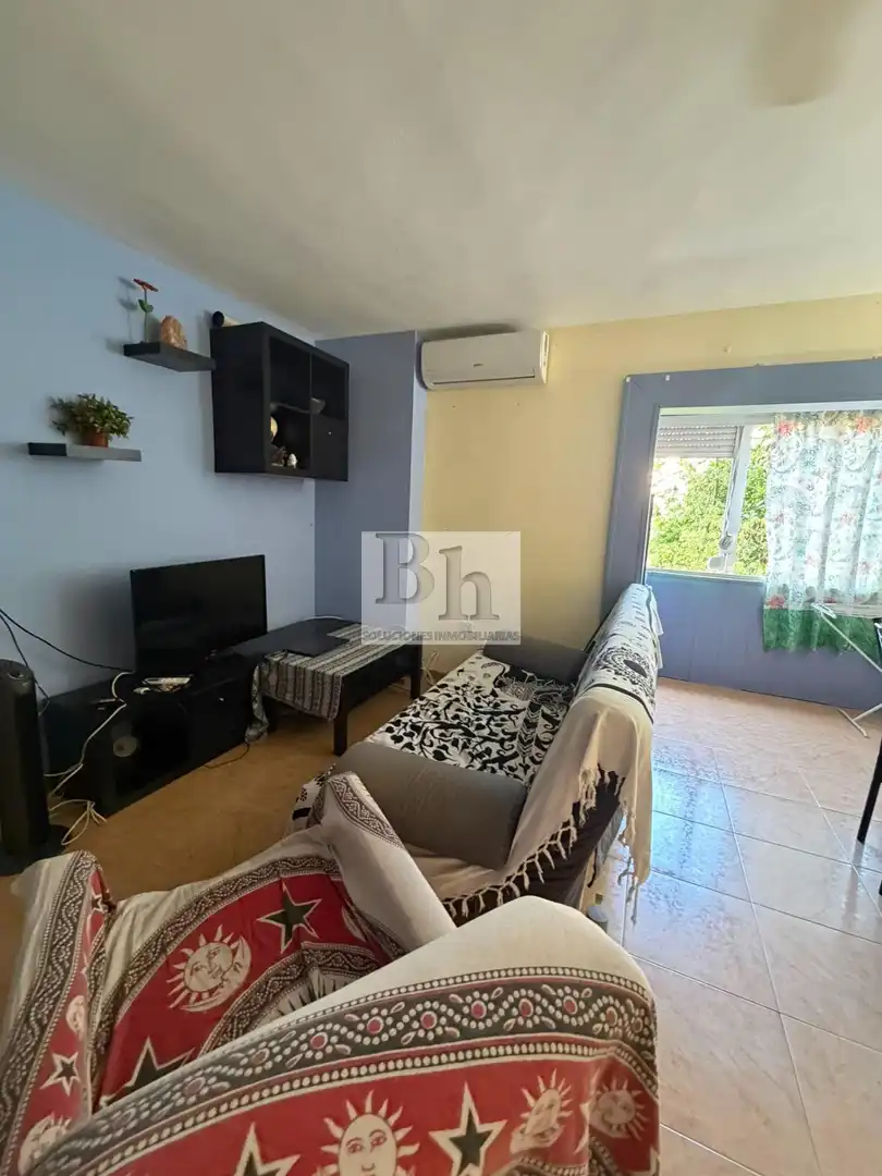 Sala d'estar de Pis en venda en Málaga amb Aire condicionat i Terrassa