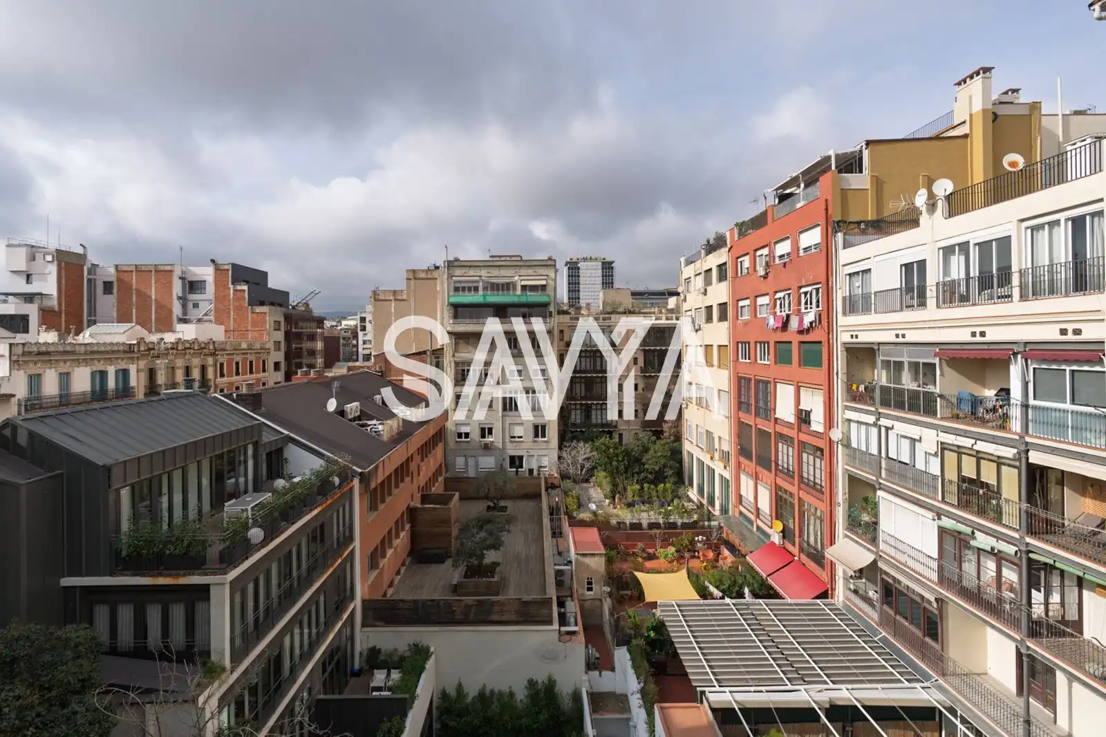 Vista exterior de Ático en venta en Barcelona con Calefacción, Terraza y Trastero