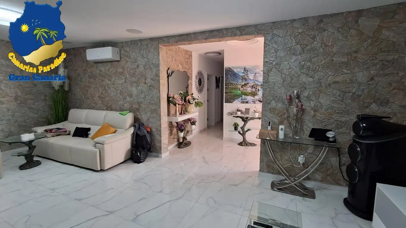 Casa o xalet en venda en San Bartolomé de Tirajana amb Aire condicionat, Terrassa i Moblat