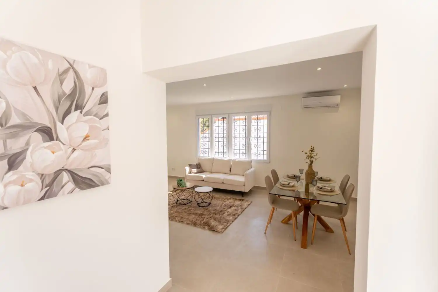 Detached house with pool for sale in Playa de los Locos, imagen 8