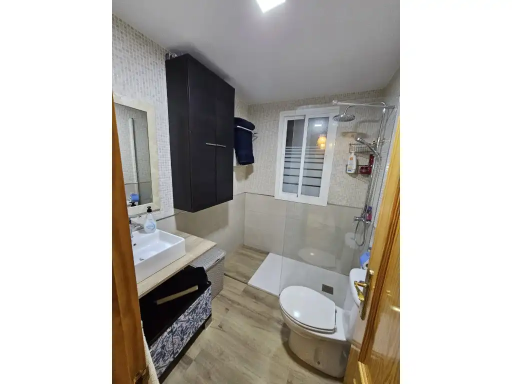 Bathroom of Flat for rent in Torrox  with Air Conditioner, Terrace and Swimming Pool