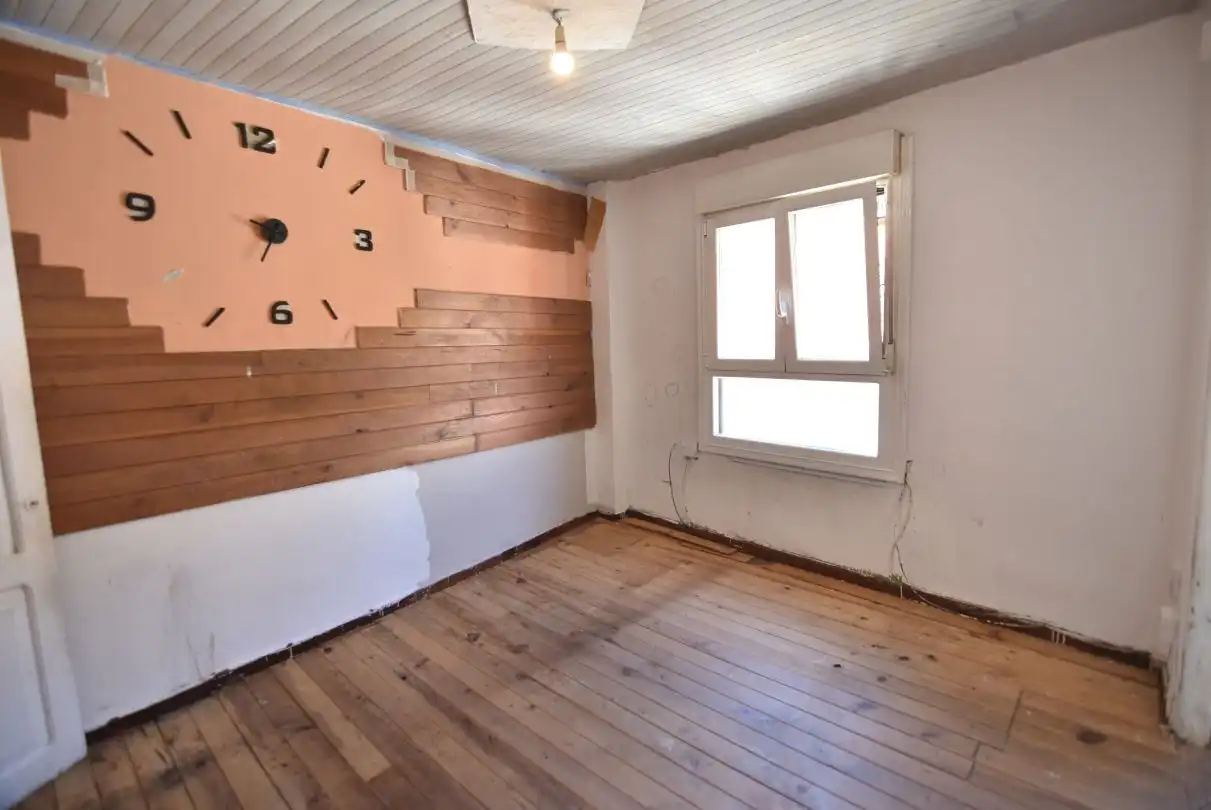 Bedroom of Flat for sale in Elgoibar