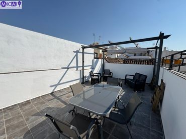 Maison avec balcon à vendre à Estepona Pueblo