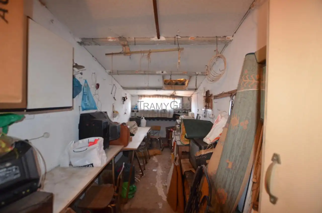 Flat for sale in Tui  with Storage room and Balcony