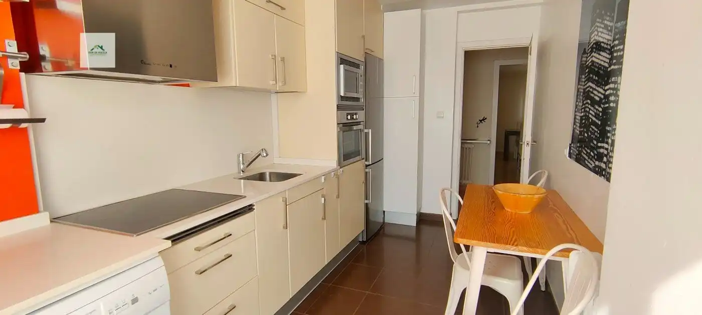 Wohnung zur Miete in Avenida DOCTOR ARTERO 7, imagen 9