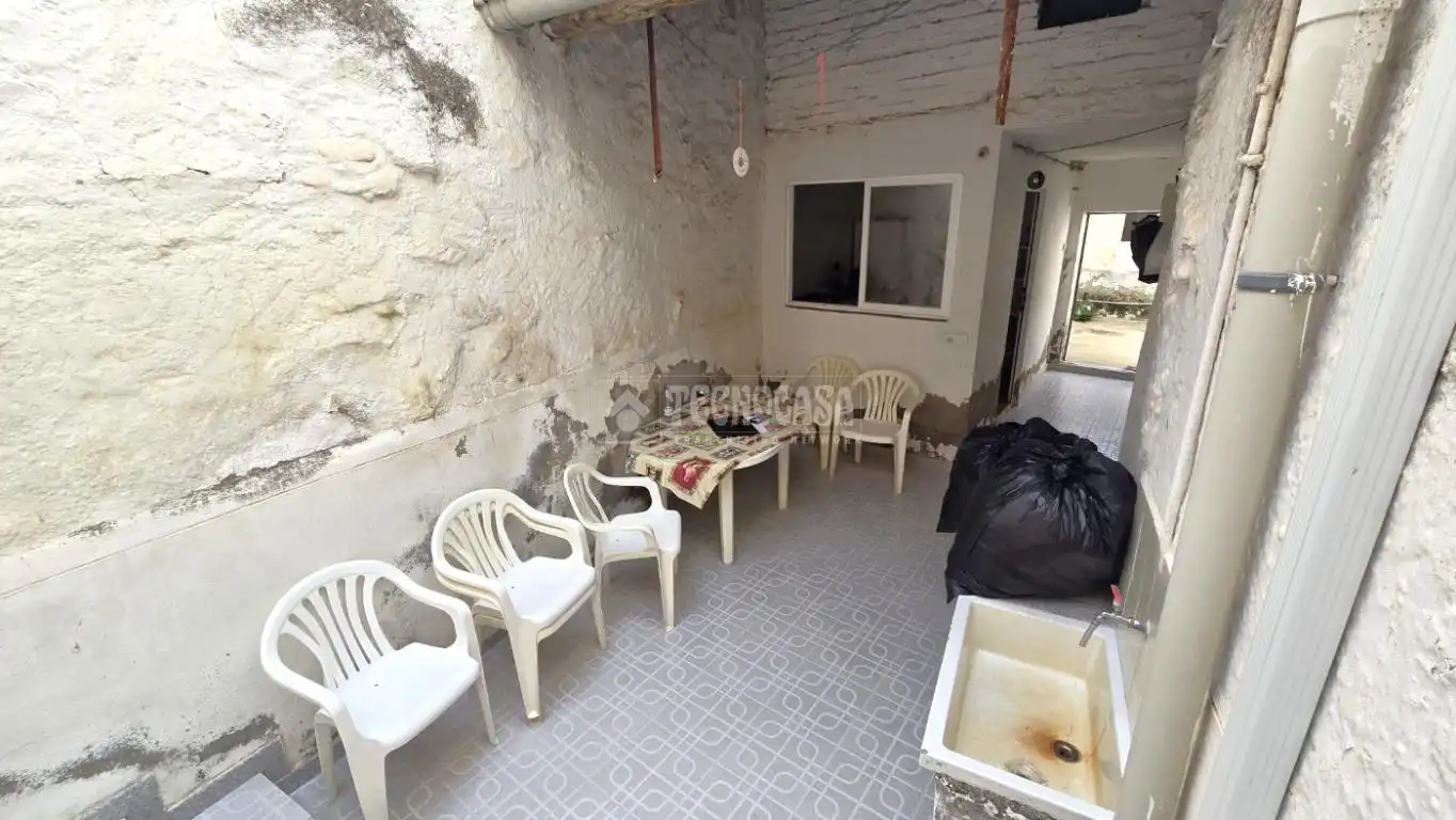 Country homes for sale in La Nava de Ricomalillo  with Air Conditioner and Private garden