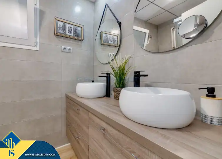 Bathroom of Duplexes for sale in Torrevieja  with Terrace, Storage room and Furnished