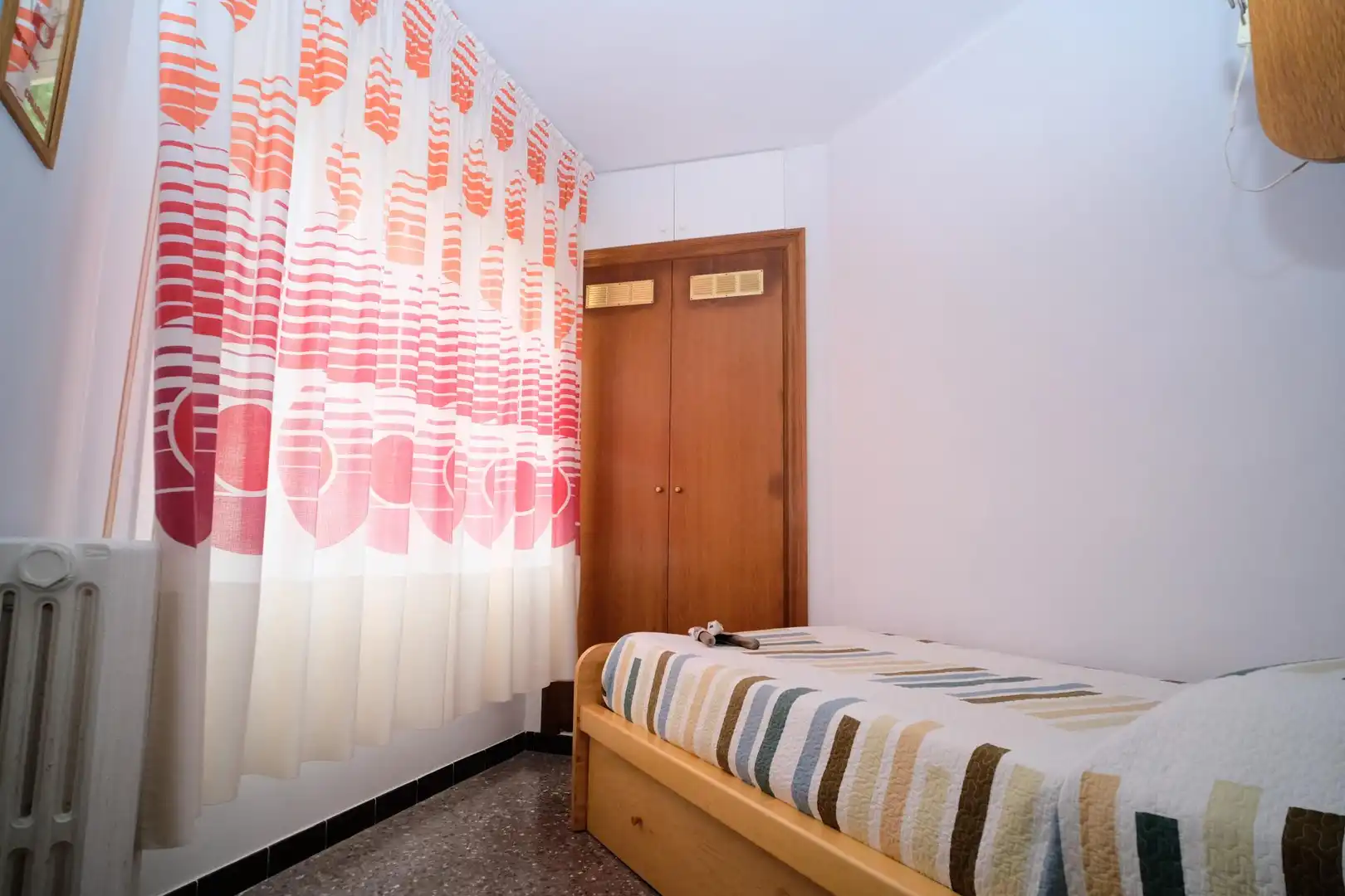 Habitación de Apartamento de alquiler en Caldes d'Estrac con Calefacción, Jardín privado y Terraza