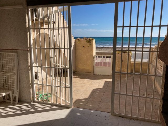 Terrassa de Apartament en venda en Roquetas de Mar amb Aire condicionat i Piscina comunitària