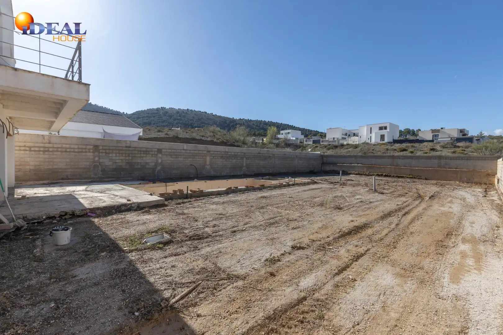Detached house with terrace for sale in Calle Puntal de las Siete Lagunas 18, imagen 53