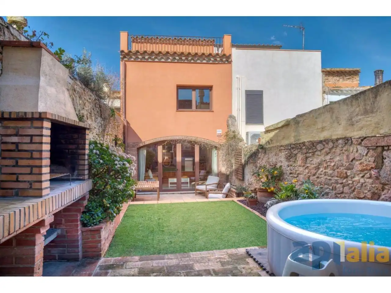 Maison mitoyenne avec jardin à vendre à Calle Sant Martirià, imagen 2