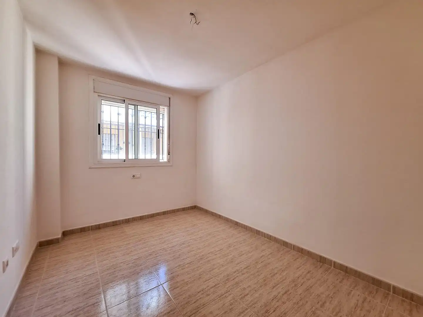 Bedroom of Apartments for sale in Mutxamel  with Private garden, Terrace and Community pool